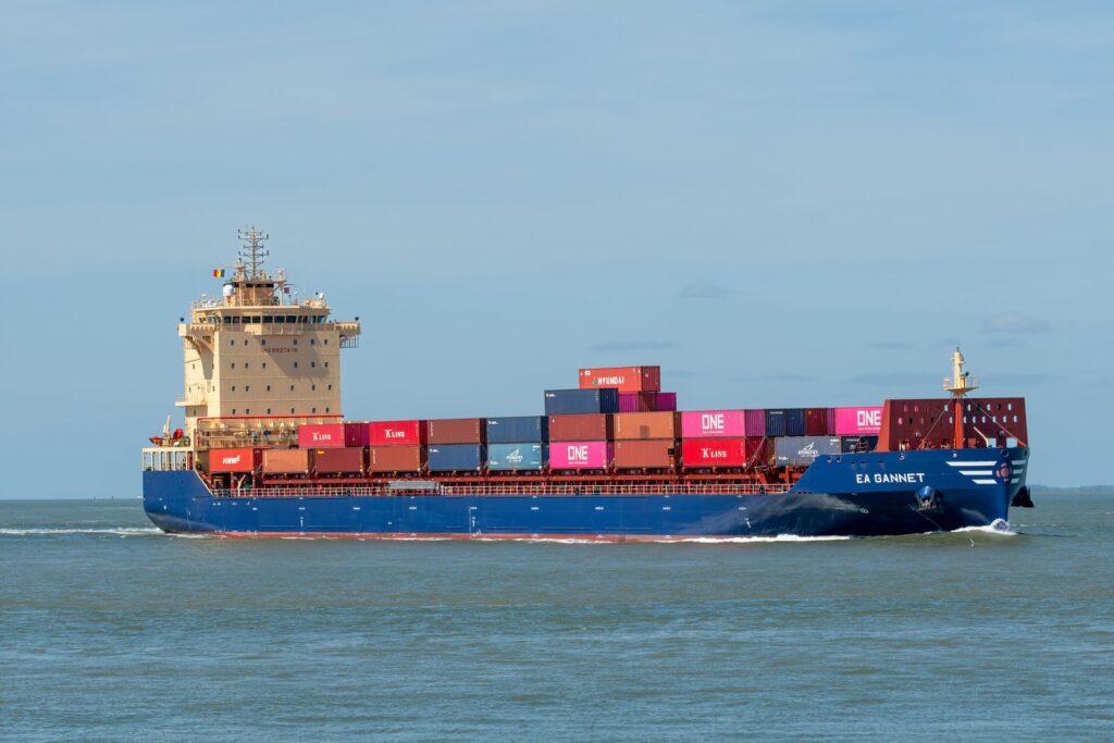 Cargo insurance - container ship