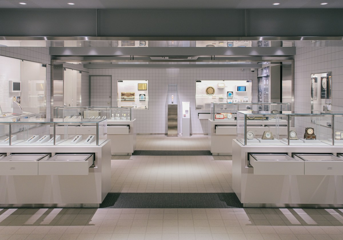A jewelry store display case
